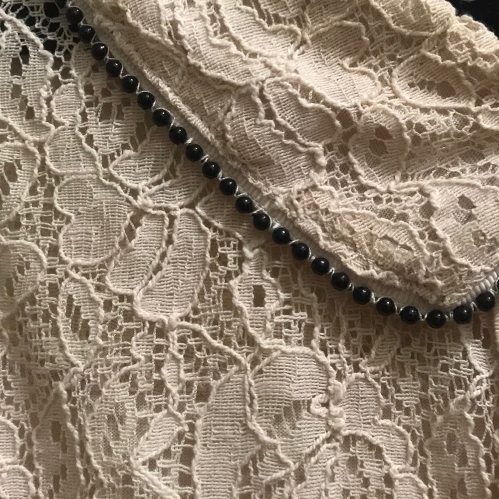 Vera Wang Princess Peter Pan Collar top